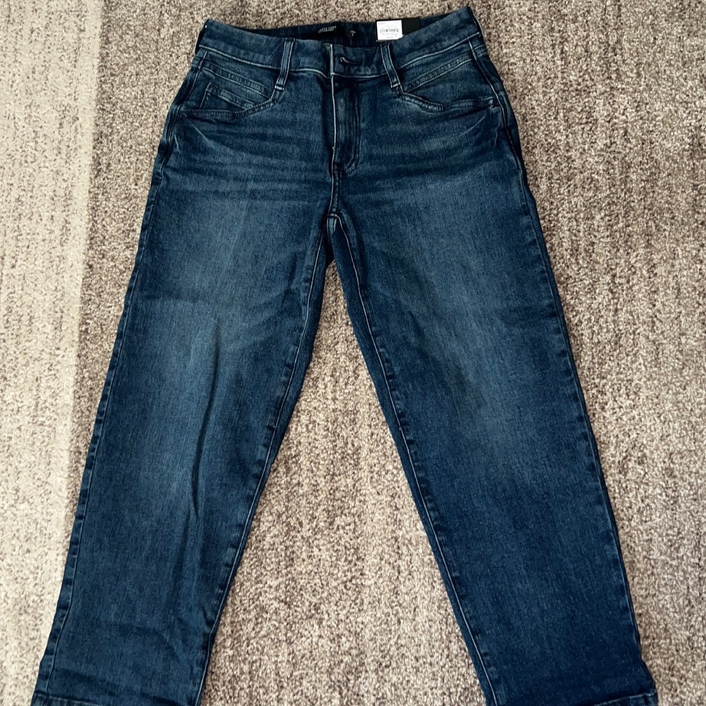 Brand New Simply Vera Boyfriend Crop